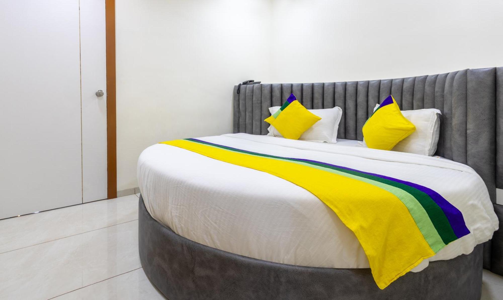 Itsy Hotels Signature, Nehru Nagar Ахмедабад Екстер'єр фото